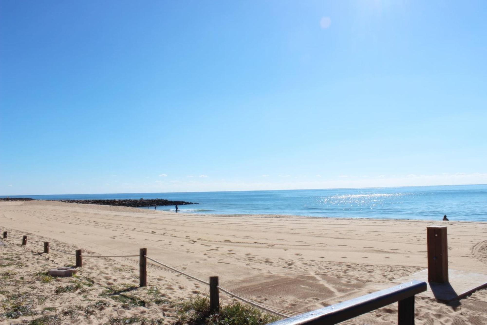 Quarteira Mar - Beach Front Экстерьер фото